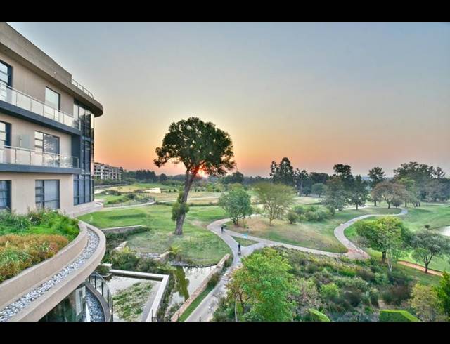 3 BEDROOM APARTMENT FOR SALE IN HOUGHTON ESTATE